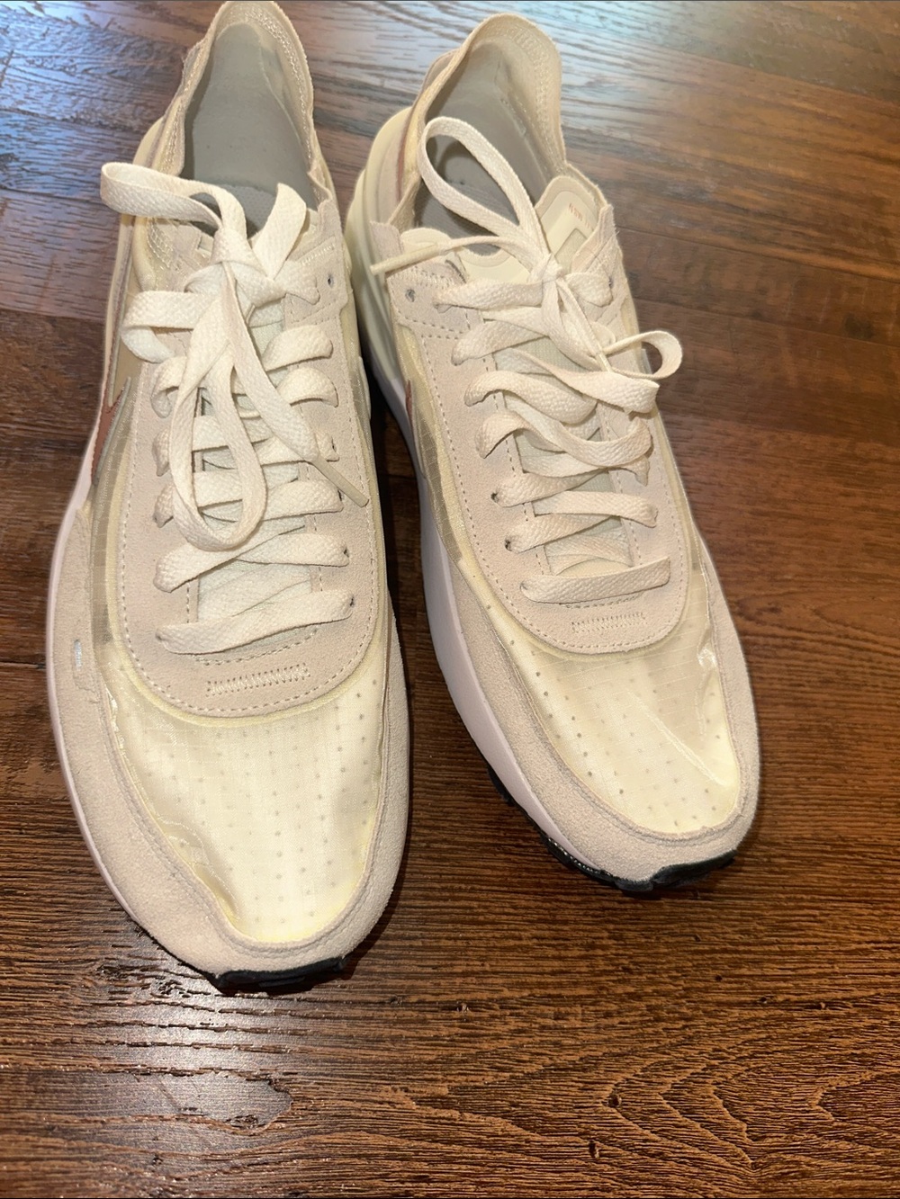 Womans Casual Lace-Up Sneakers in Off-White